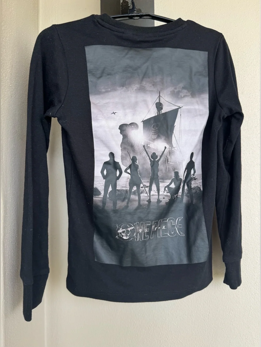 Netflix ‘One Piece’ Black Long Sleeve Shirt Straw Hat Crew & Going Merry 11-12Y